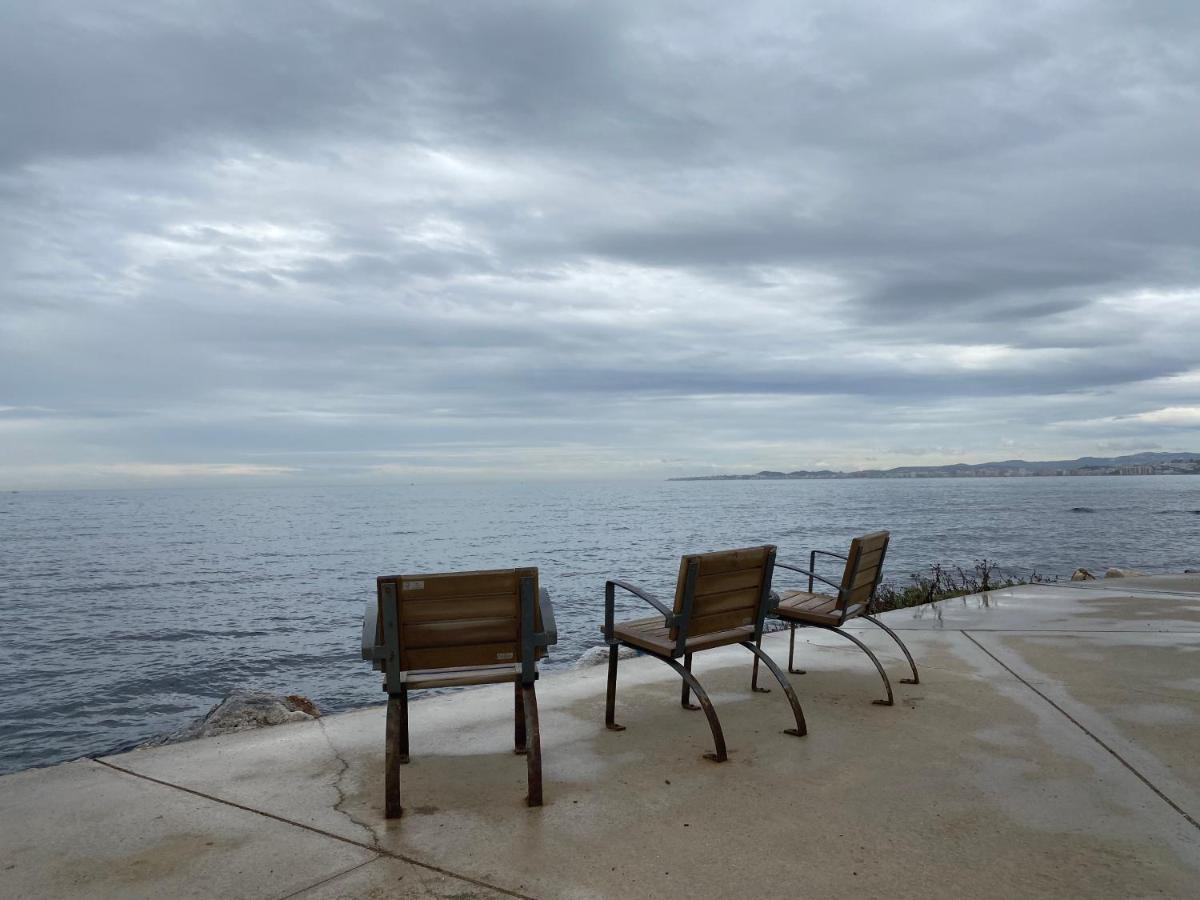 Room With Sea And Mountain Views Habitacion En Piso Compartido Para 1 O 2 Personas ベナルマデナ エクステリア 写真